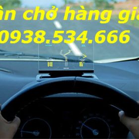 Exploride HUD với bộ thiết bị riêng biệt và có thể gắn trên bất cứ mẫu xe nào.