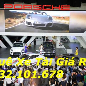 Porsche giới thiệu 8 mẫu xế sang cho khách Việt