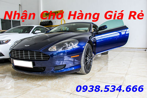 Bộ đôi hàng hiếm Aston Martin khoe dáng tại Việt Nam