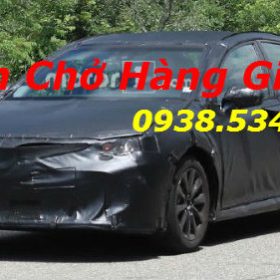 Toyota Camry thế hệ mới xuất hiện