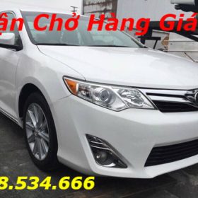 Toyota Camry 2015 nhập lướt giá 1,8 tỷ tại Việt Nam